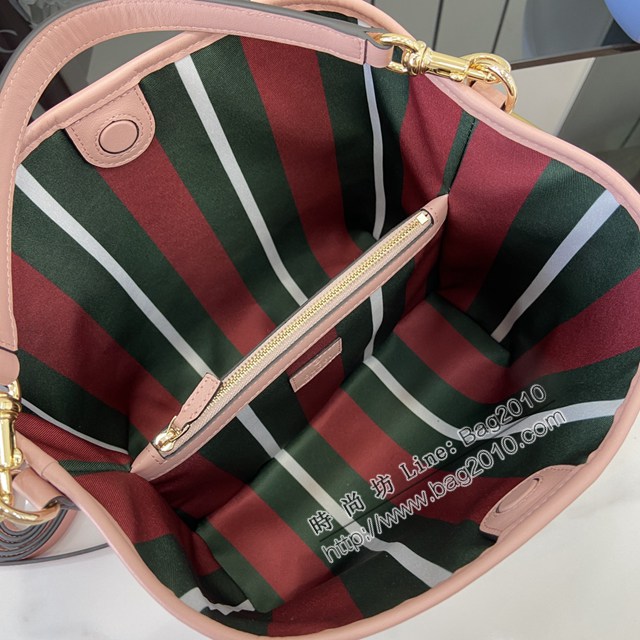 Gucci專櫃古馳最新款Emblem系列小號肩背包 jh2630型號：815103
